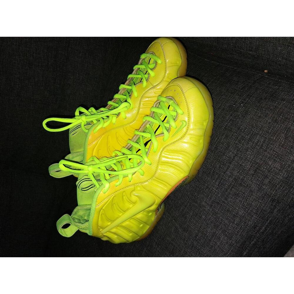 2014 NIKE VOLT FOAMPOSIT PRO SZ 11